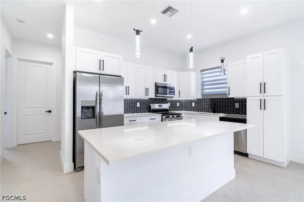 1142 Eclipse Street E Lehigh Acres FL 33974