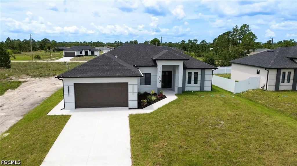 1142 Eclipse Street E Lehigh Acres FL 33974