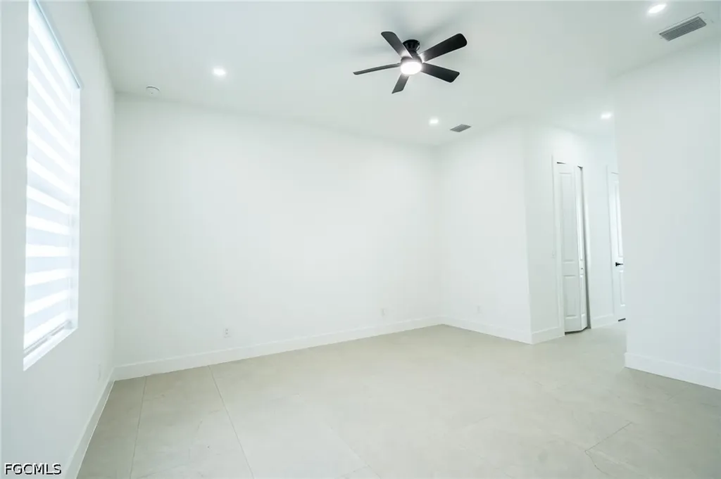 1142 Eclipse Street E Lehigh Acres FL 33974