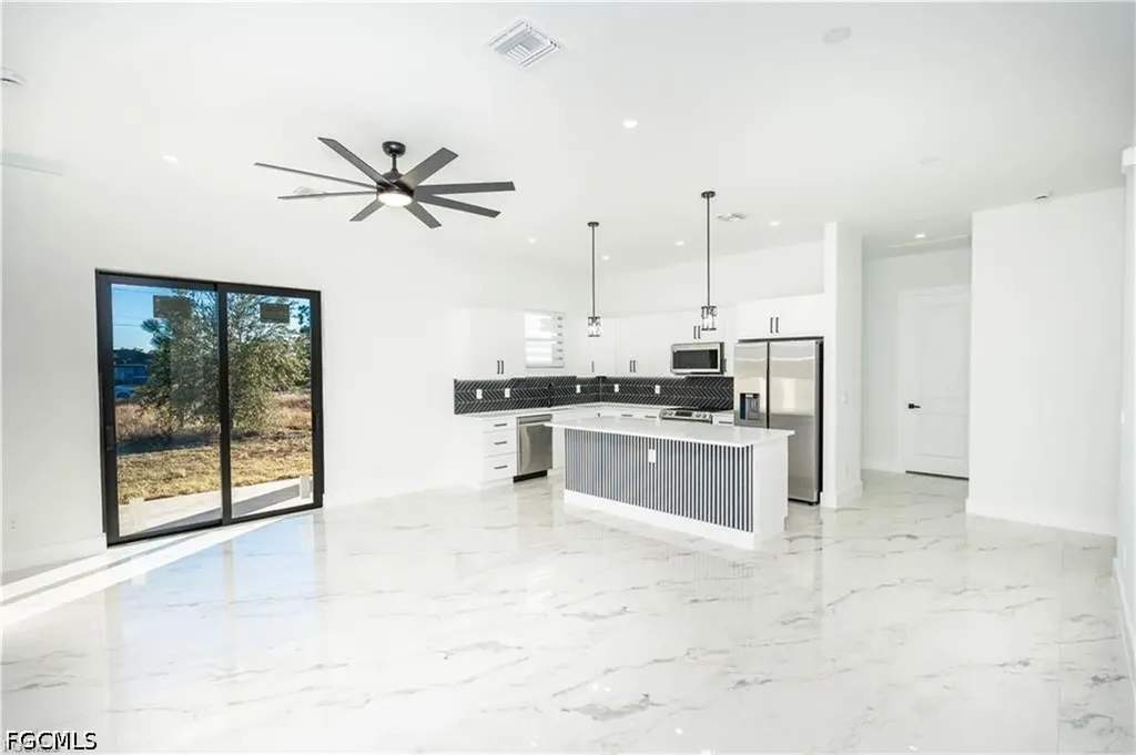 1142 Eclipse Street E Lehigh Acres FL 33974