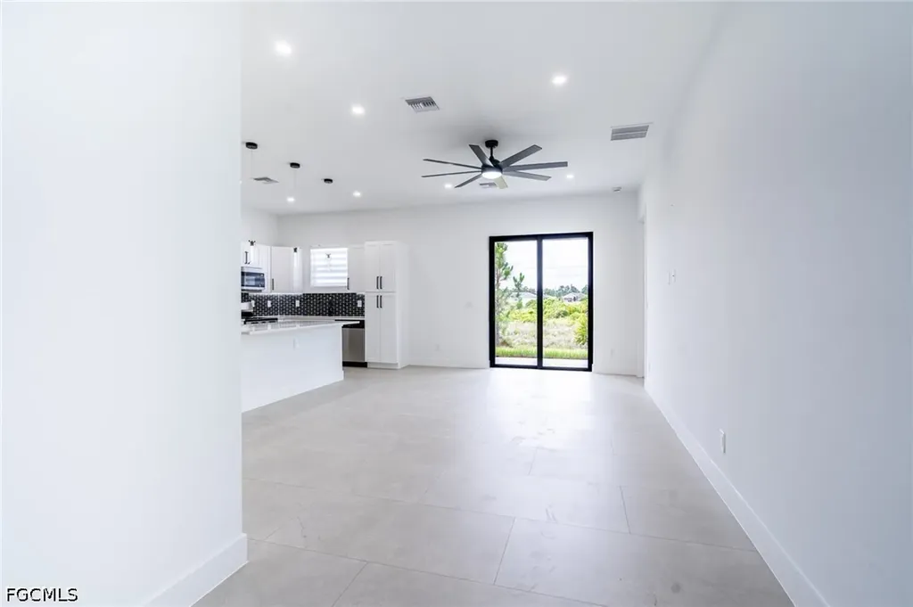 1142 Eclipse Street E Lehigh Acres FL 33974