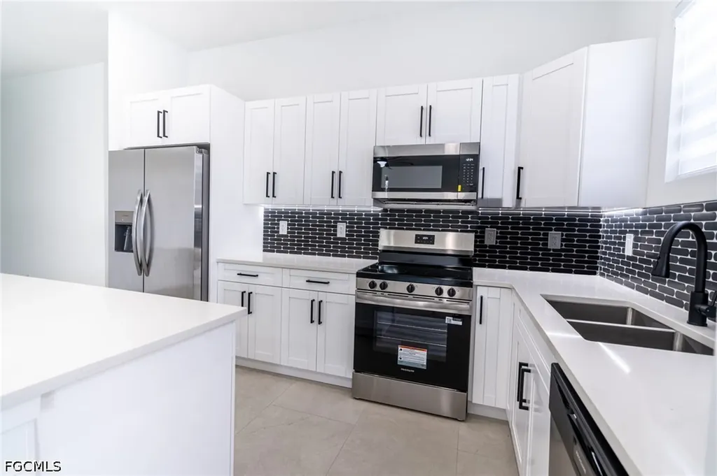 1142 Eclipse Street E Lehigh Acres FL 33974