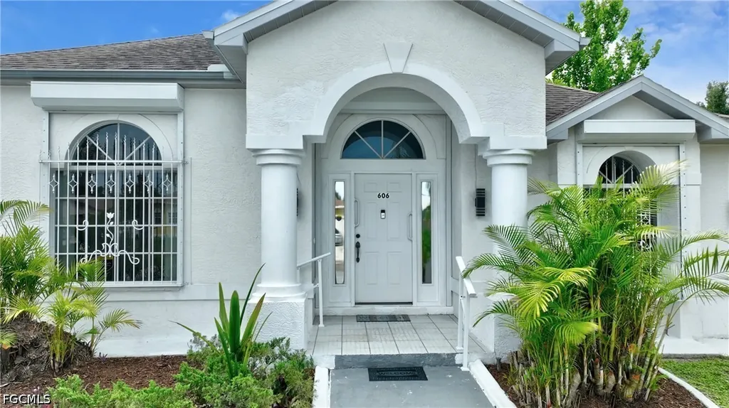 606 Lincoln Avenue Lehigh Acres FL 33972