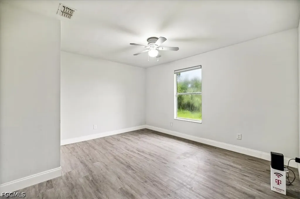 2701 SW 8th Court Cape Coral FL 33914