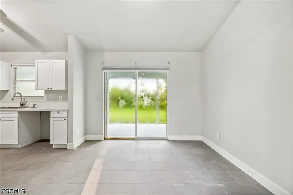 2701 SW 8th Court Cape Coral FL 33914