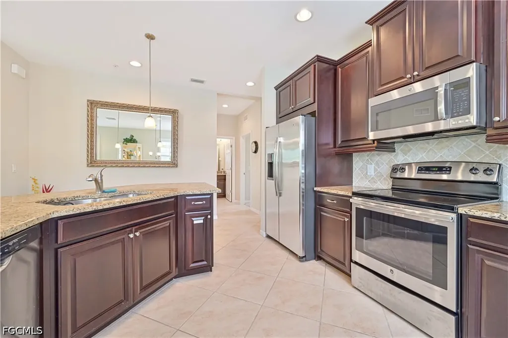 18210 Creekside Preserve Loop Fort Myers FL 33908
