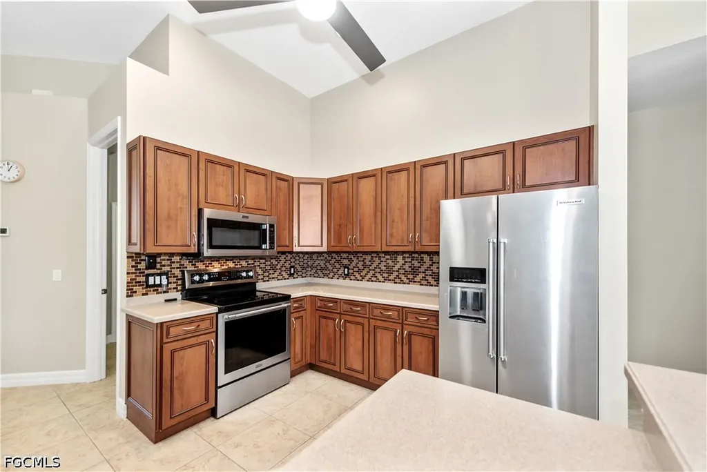 3725 SW 4th Lane Cape Coral FL 33991