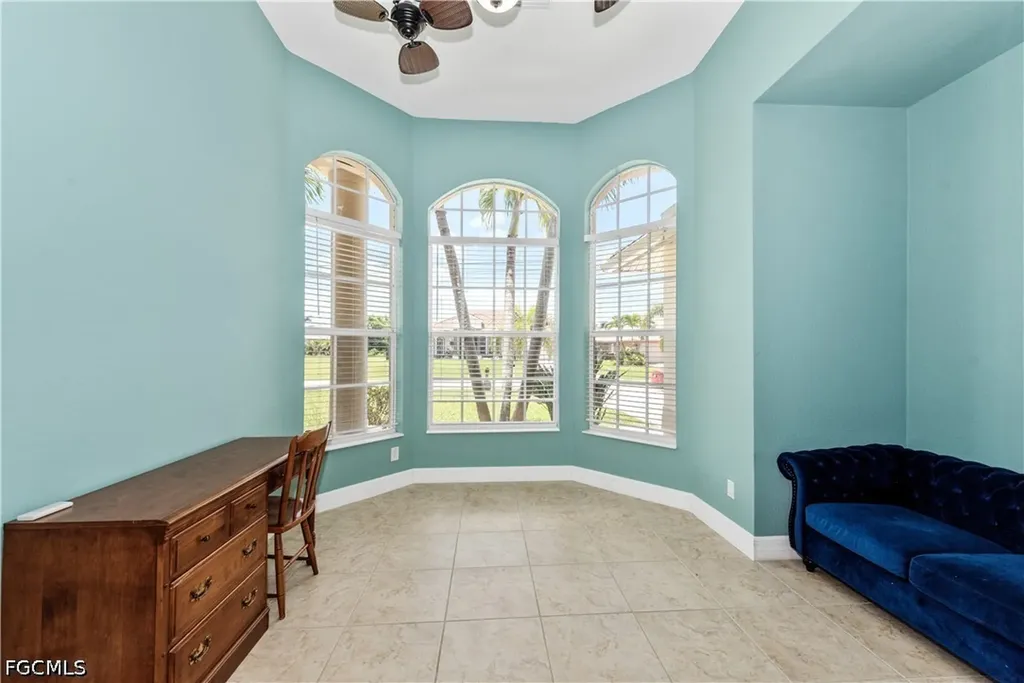 3725 SW 4th Lane Cape Coral FL 33991