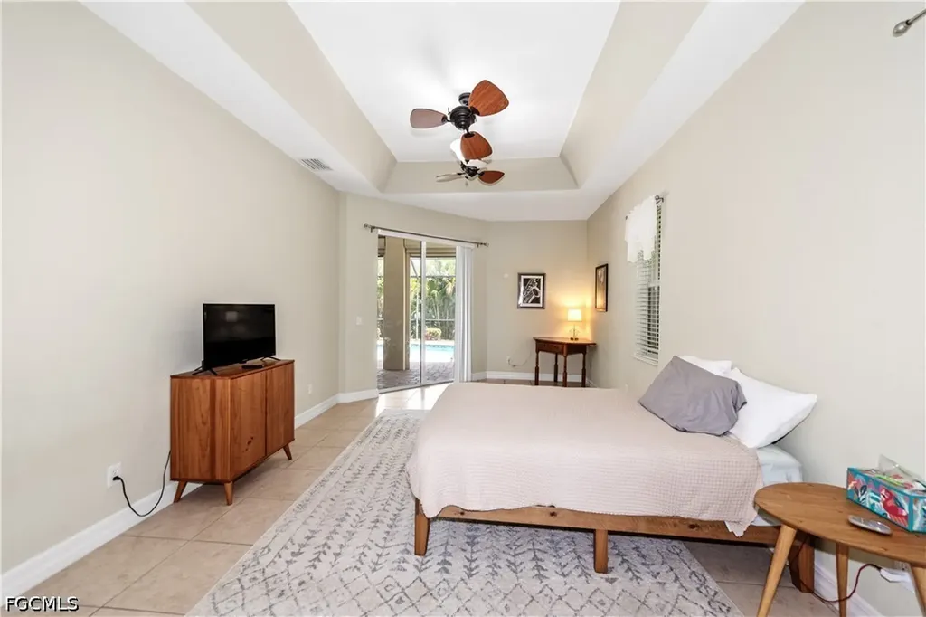 3725 SW 4th Lane Cape Coral FL 33991