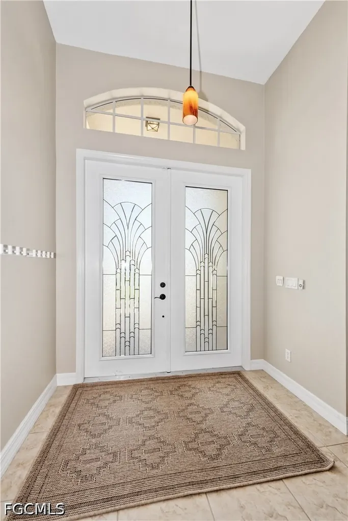 3725 SW 4th Lane Cape Coral FL 33991