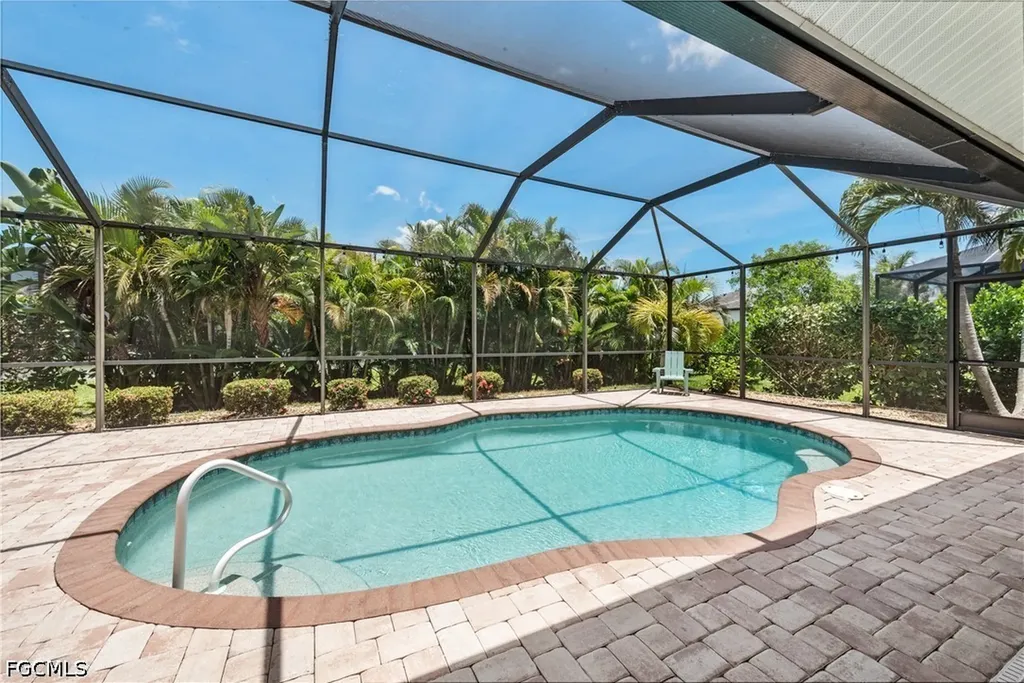 3725 SW 4th Lane Cape Coral FL 33991