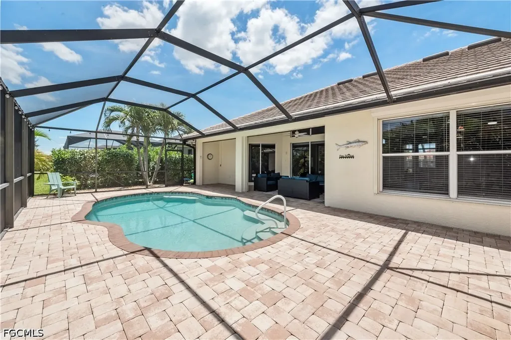 3725 SW 4th Lane Cape Coral FL 33991