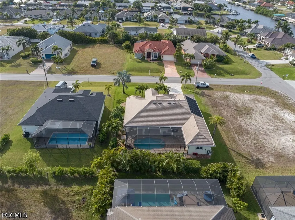 3725 SW 4th Lane Cape Coral FL 33991