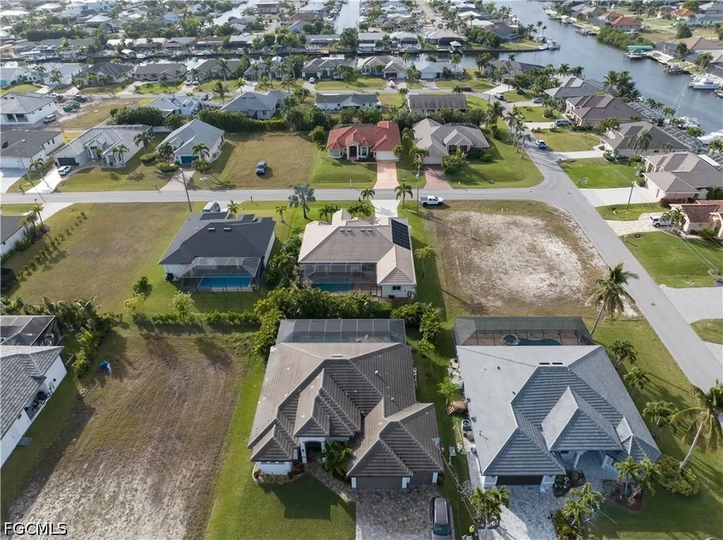 3725 SW 4th Lane Cape Coral FL 33991