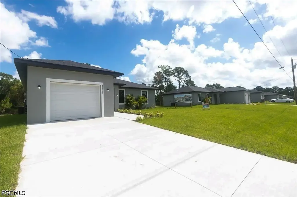 1125 Deauville Street E Lehigh Acres FL 33974