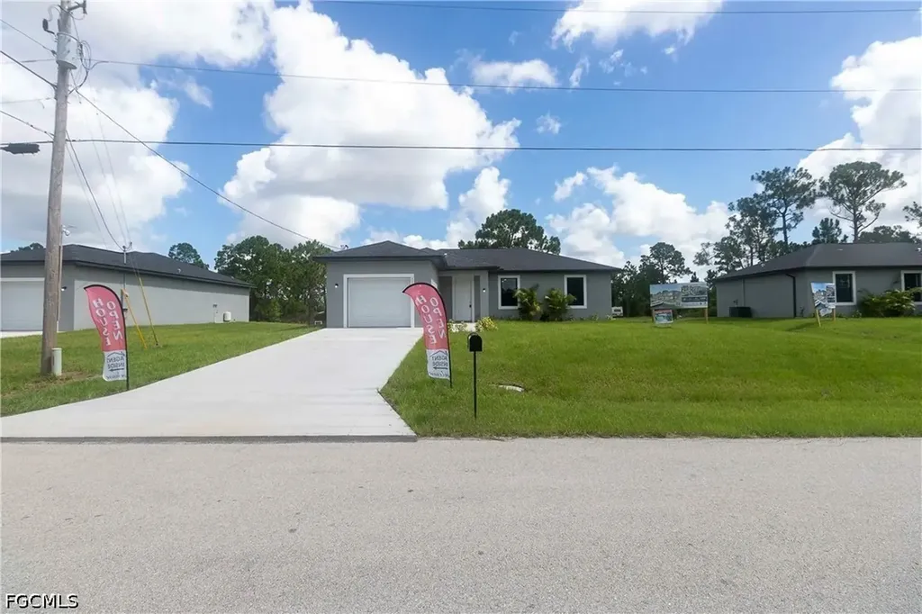 1125 Deauville Street E Lehigh Acres FL 33974