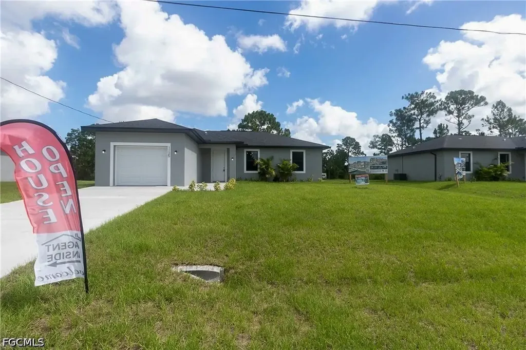 1125 Deauville Street E Lehigh Acres FL 33974