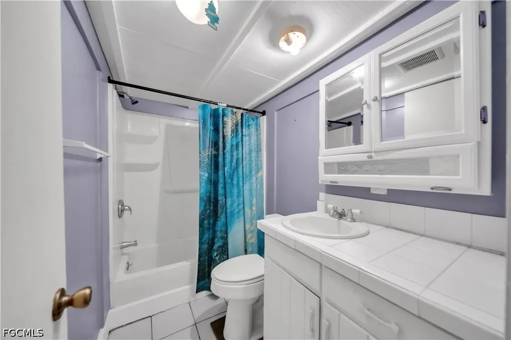8239 Sevigny Drive North Fort Myers FL 33917