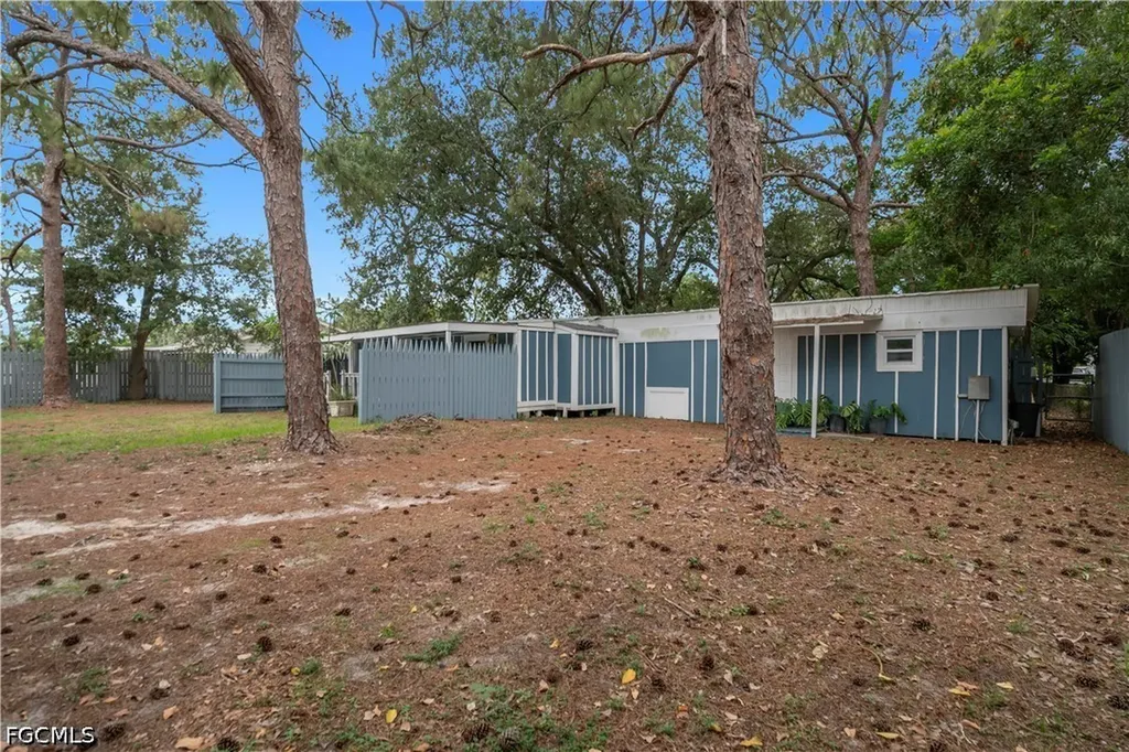 8239 Sevigny Drive North Fort Myers FL 33917