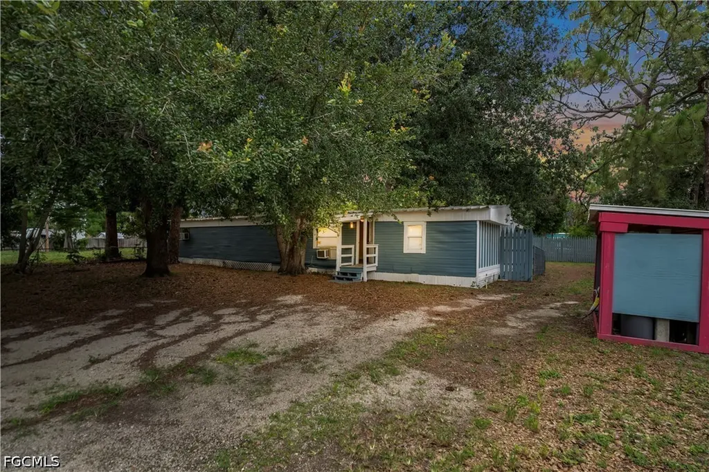 8239 Sevigny Drive North Fort Myers FL 33917