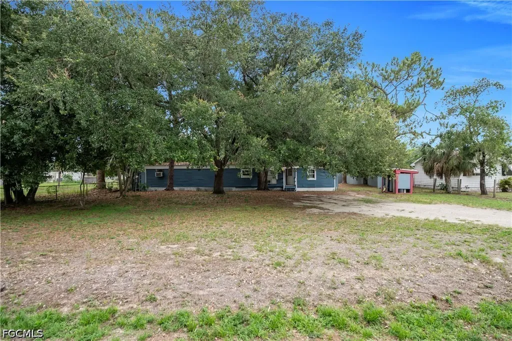 8239 Sevigny Drive North Fort Myers FL 33917