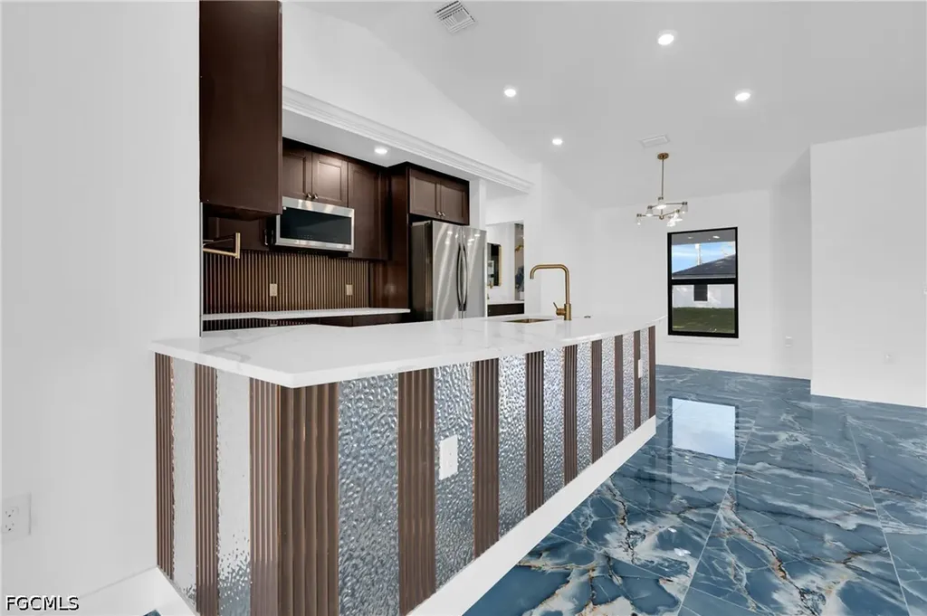 2900 3rd Street SW Lehigh Acres FL 33976