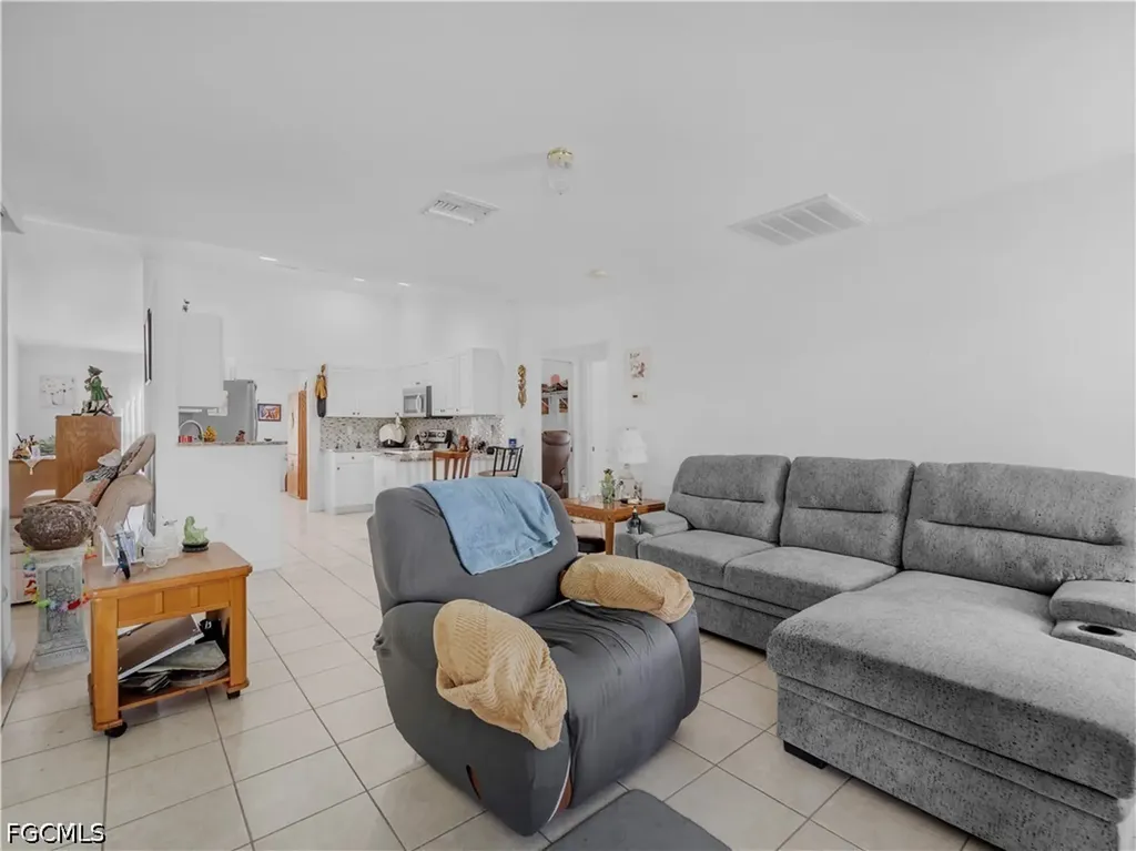 4300 E 3rd Street Lehigh Acres FL 33936