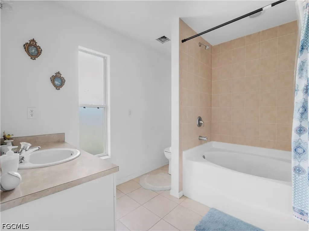 4300 E 3rd Street Lehigh Acres FL 33936