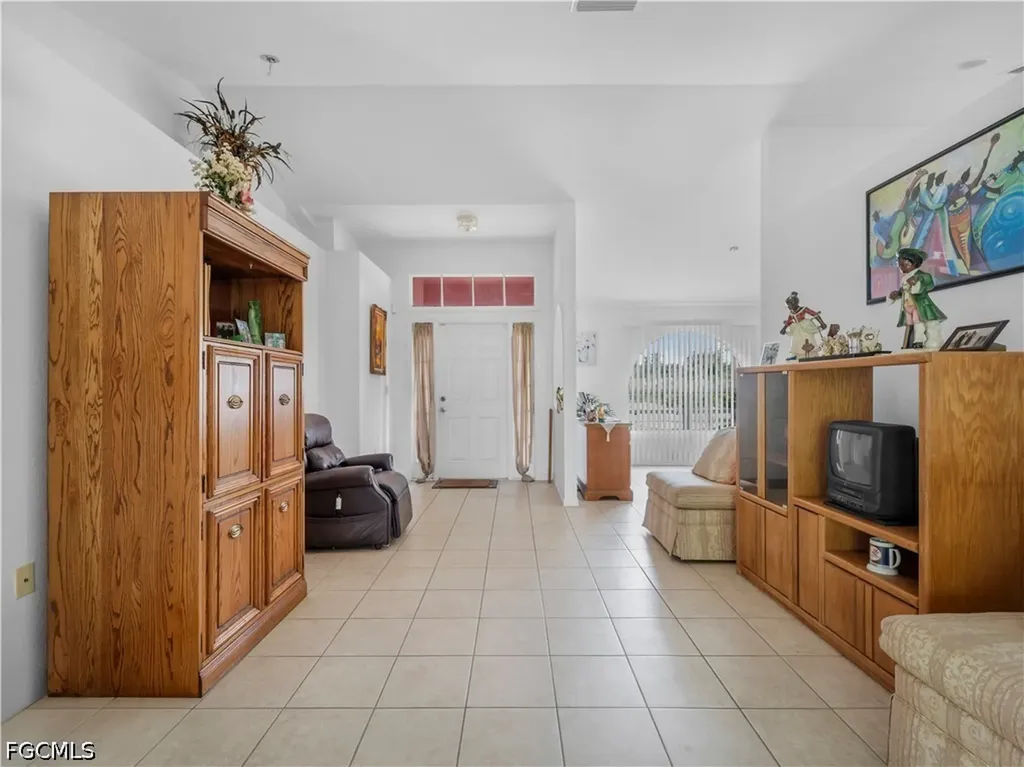 4300 E 3rd Street Lehigh Acres FL 33936