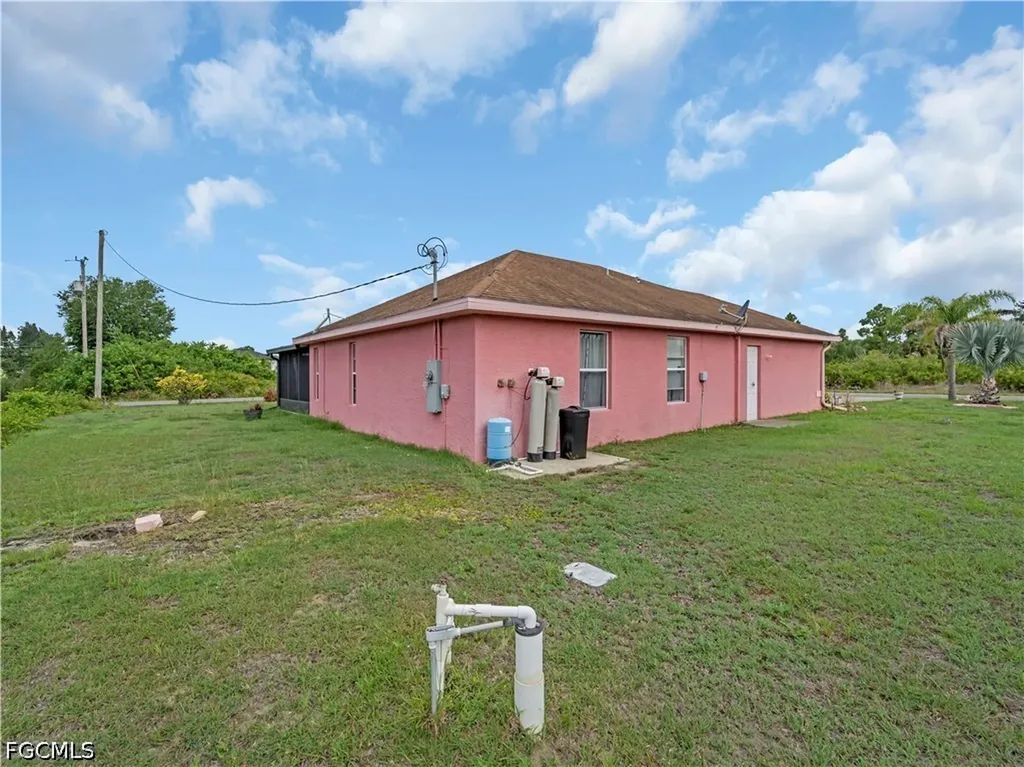 4300 E 3rd Street Lehigh Acres FL 33936
