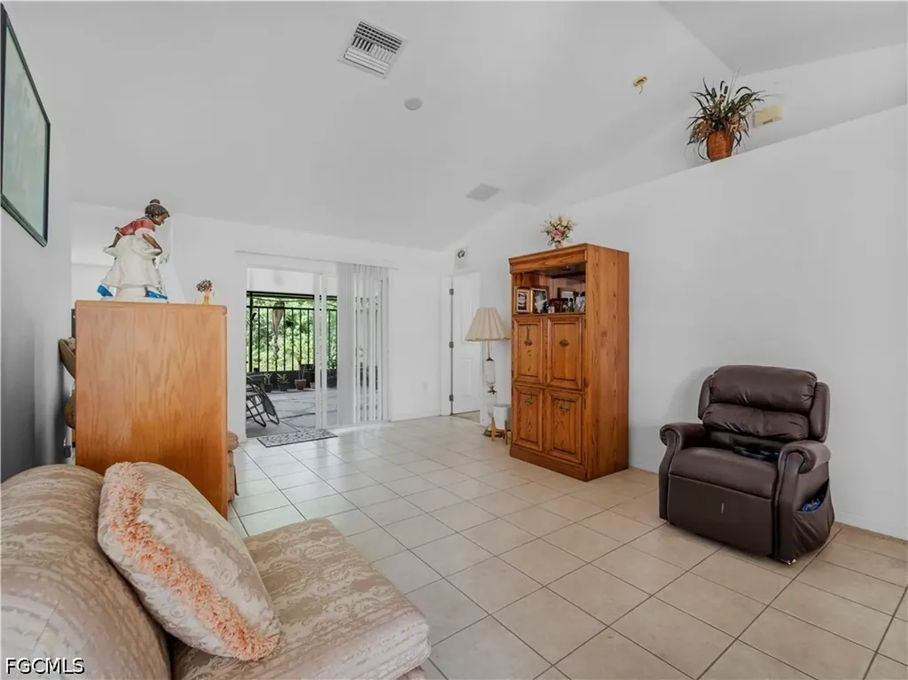 4300 E 3rd Street Lehigh Acres FL 33936