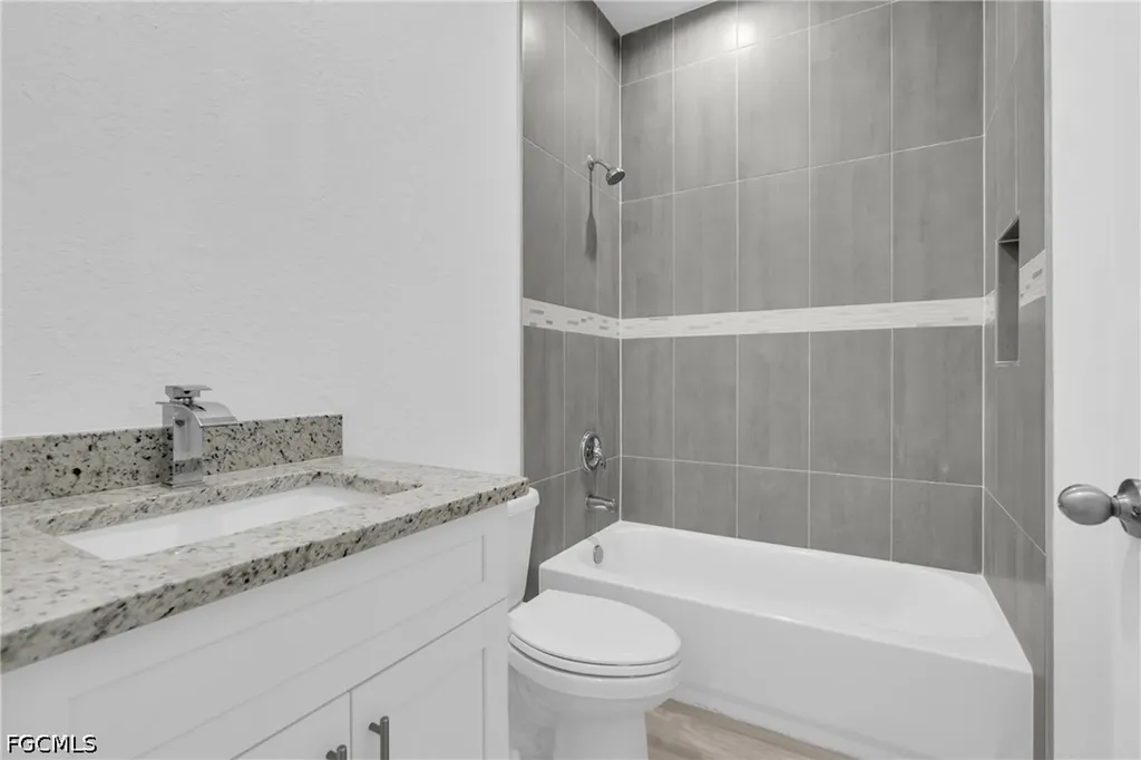 203 E 17th Street Lehigh Acres FL 33972