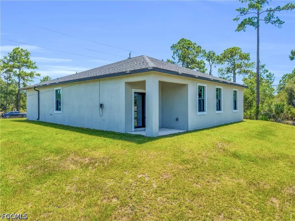 203 E 17th Street Lehigh Acres FL 33972