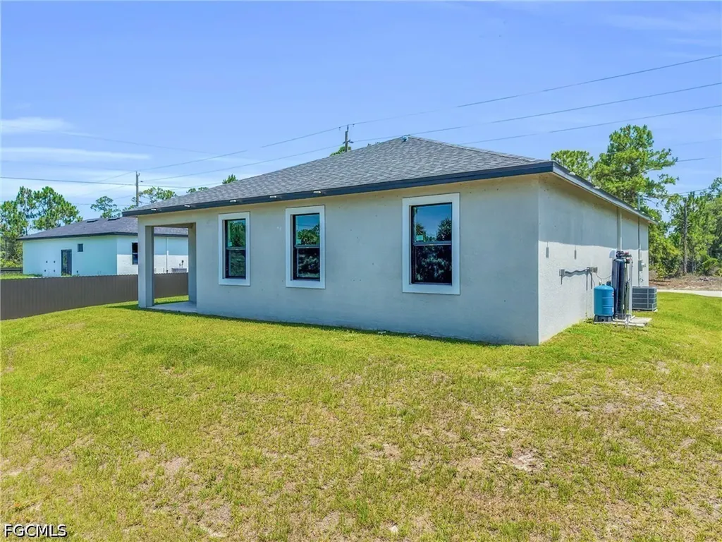 203 E 17th Street Lehigh Acres FL 33972