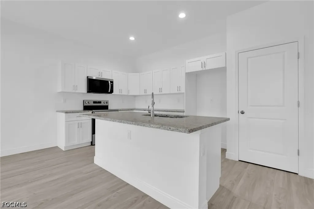 203 E 17th Street Lehigh Acres FL 33972