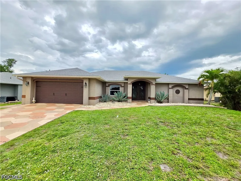 1803 SW 2nd Avenue Cape Coral FL 33991