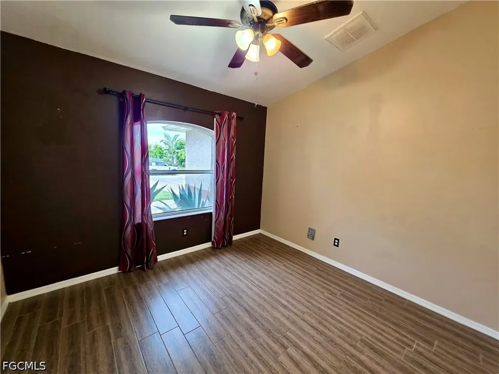 1803 SW 2nd Avenue Cape Coral FL 33991