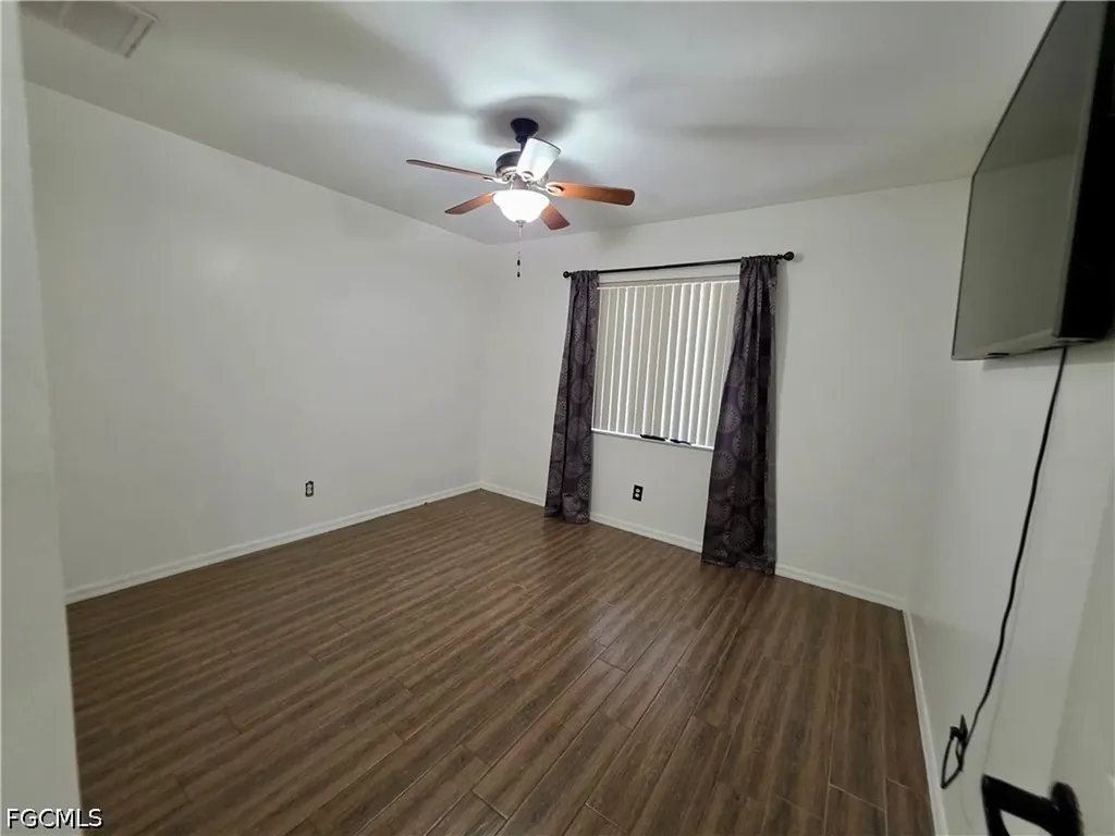 1803 SW 2nd Avenue Cape Coral FL 33991