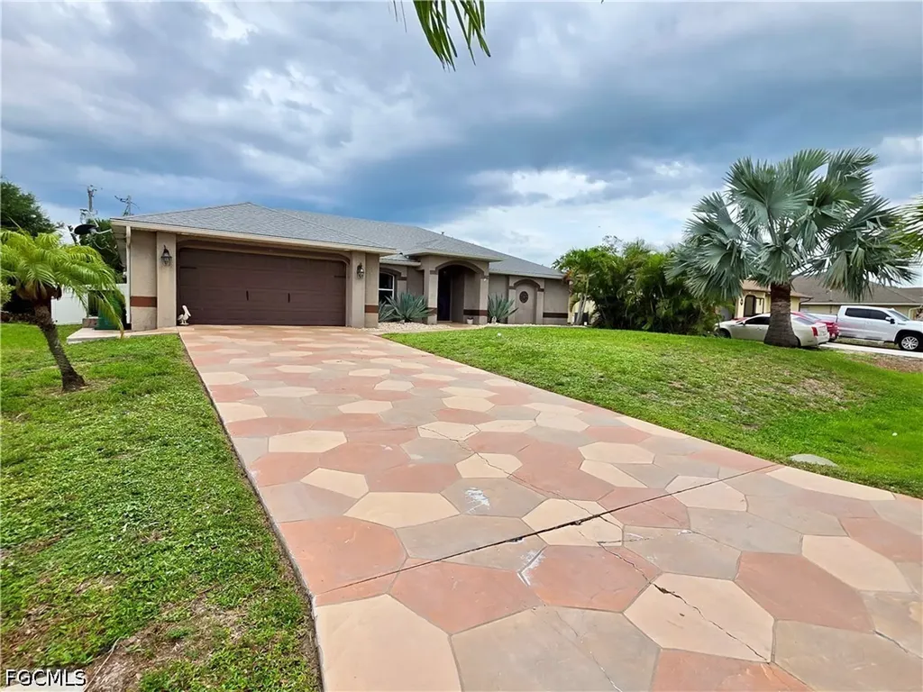 1803 SW 2nd Avenue Cape Coral FL 33991