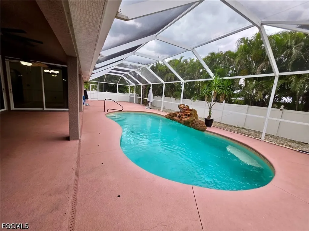 1803 SW 2nd Avenue Cape Coral FL 33991