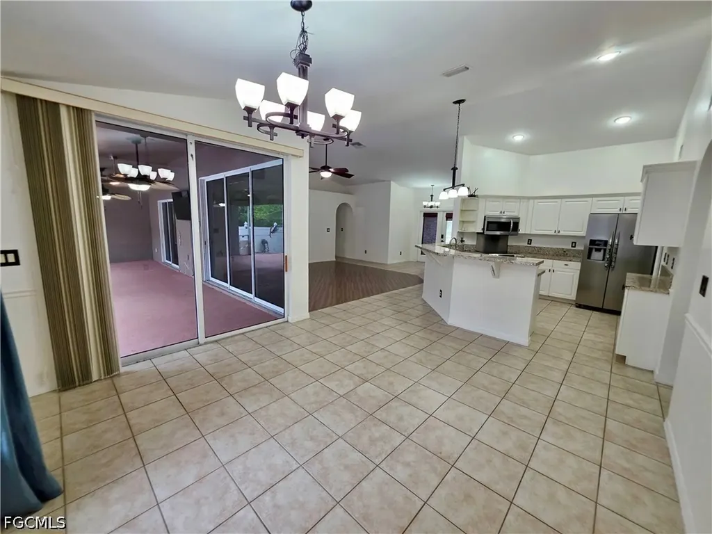 1803 SW 2nd Avenue Cape Coral FL 33991