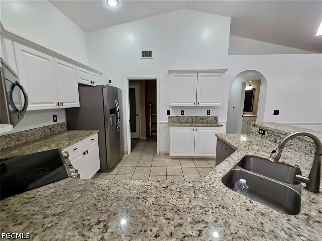 1803 SW 2nd Avenue Cape Coral FL 33991
