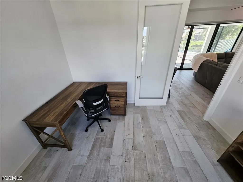 136 Kamal Parkway Cape Coral FL 33904