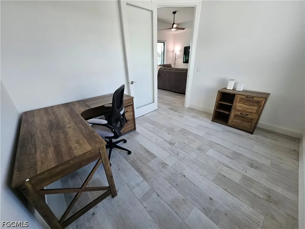 136 Kamal Parkway Cape Coral FL 33904