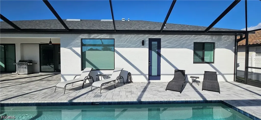 136 Kamal Parkway Cape Coral FL 33904