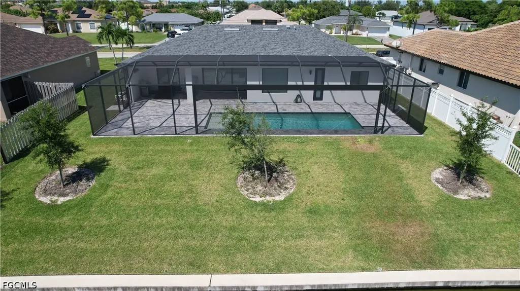 136 Kamal Parkway Cape Coral FL 33904