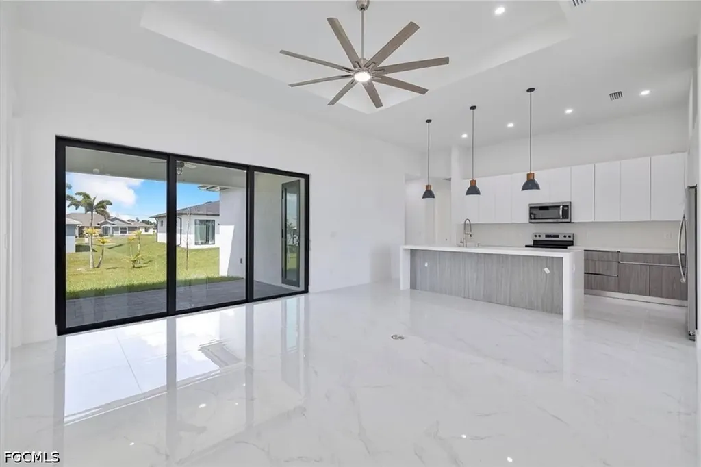 2903 NW 6th Terrace Cape Coral FL 33993