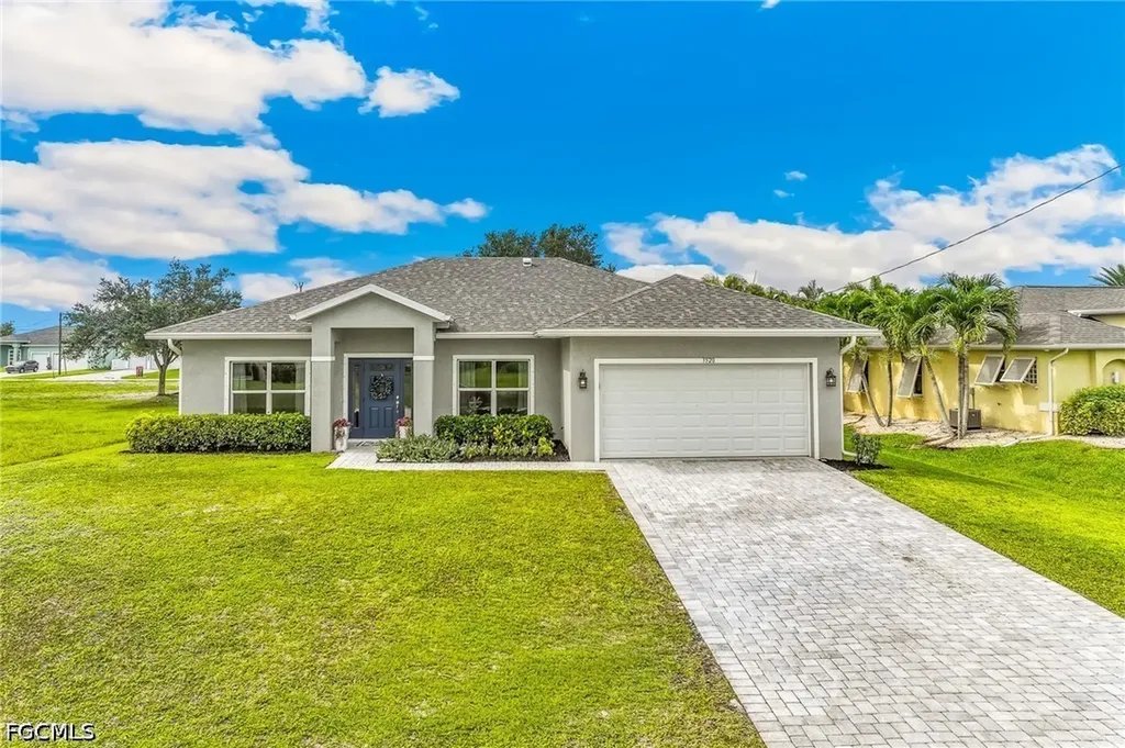 3520 NW 21st Terrace Cape Coral FL 33993