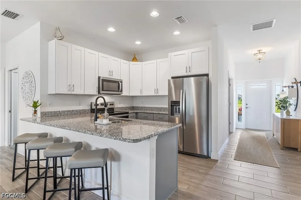 3520 NW 21st Terrace Cape Coral FL 33993
