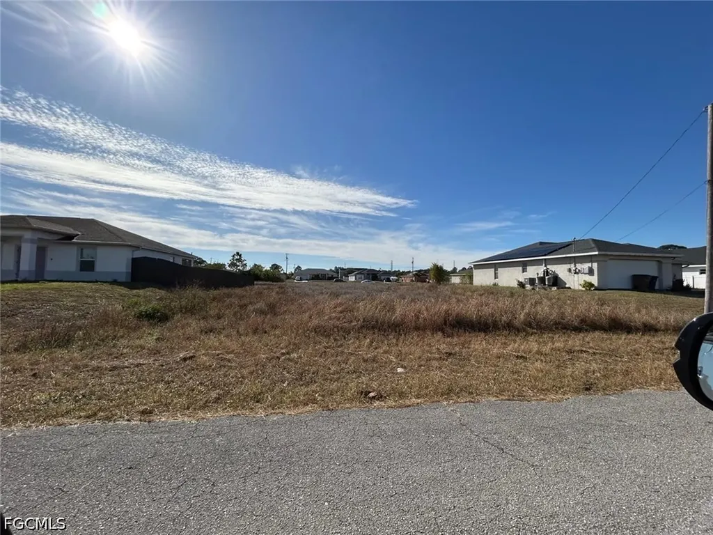 4105 34th Street SW Lehigh Acres FL 33976